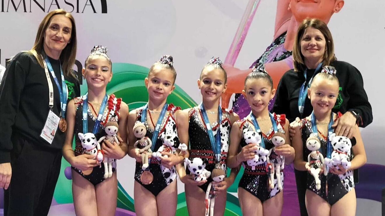 Gimnastas de Calp consiguen la medalla de bronce dest