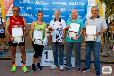 homenaje a las caras del 40 aniversario de la volta a peu a pego 2024