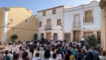 la banda de benitatxell cierra la primavera musical
