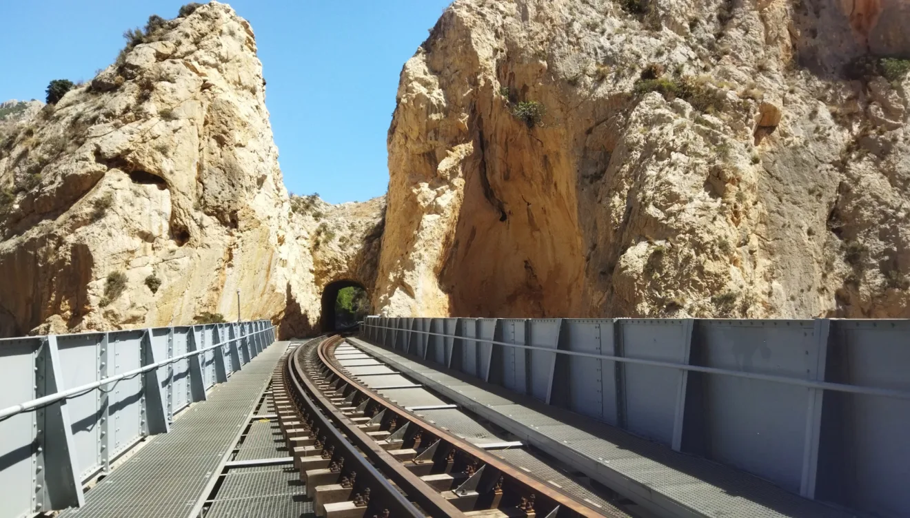 Paso por el Mascarat entre Altea y Calp