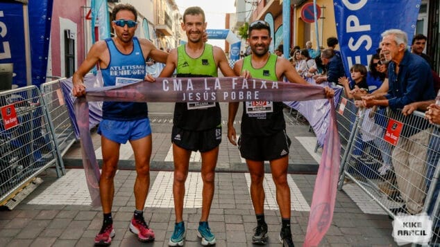 Imagen: Podio masculino absoluto de la Volta a Jesús Pobre 2024