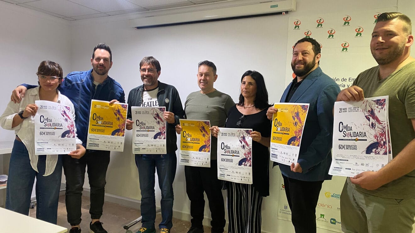 Presentación de la comida solidaria en AEHTMA DEST