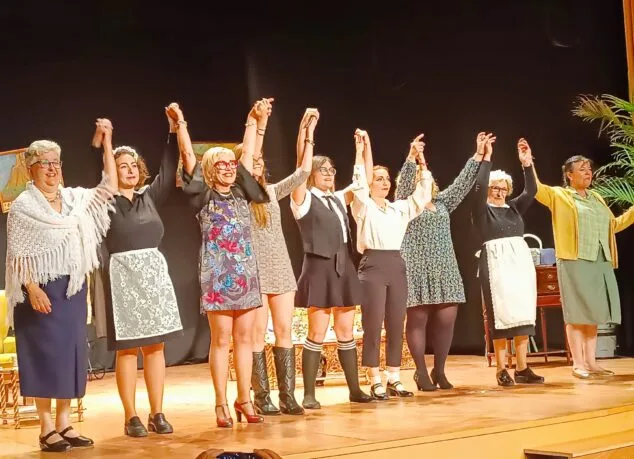 teatre 8 dones 1