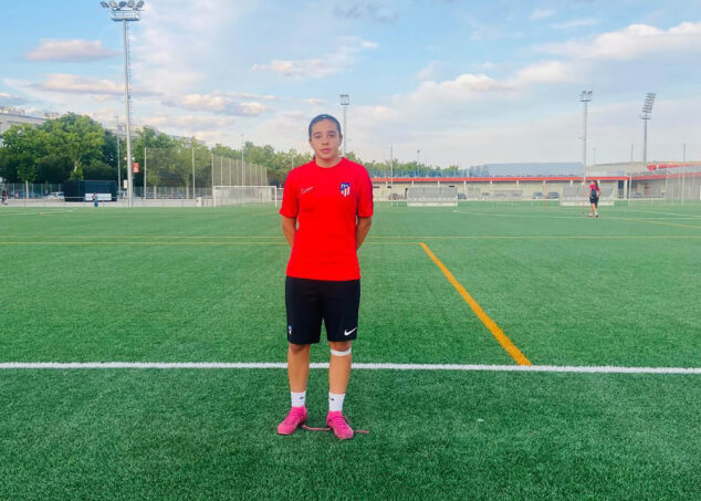 Imagen: Aitana Soler Blanquer con el sello del Atlético de Madrid