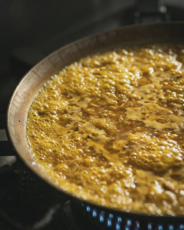 Arroces tradicionales mediterráneos en la playa de Dénia