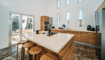 Comparte grandes espacio en esta villa de lujo en Jávea