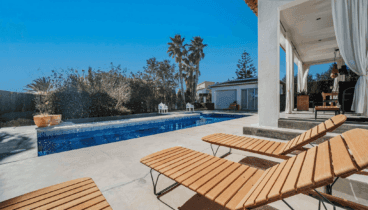 Diviértete en esta piscina perfecta