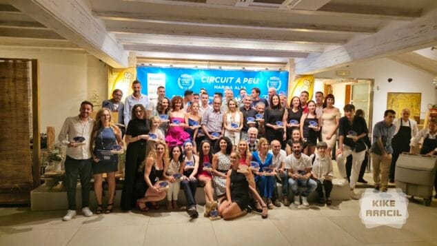 Imagen: Todos los premiados de la categoría adultos