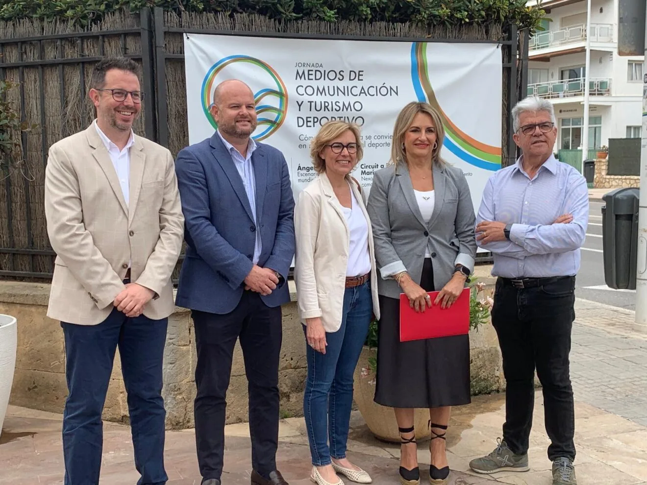Alcaldes y Consellera en la Jornada Medios de Comunicación y Turismo deportivo en Xàbia
