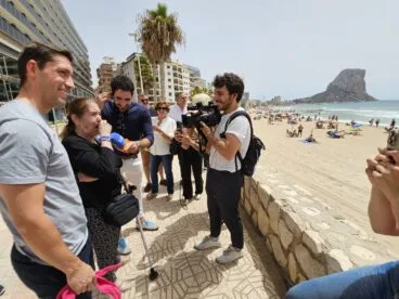 Josefa, de 80 años, ve el mar por primera vez