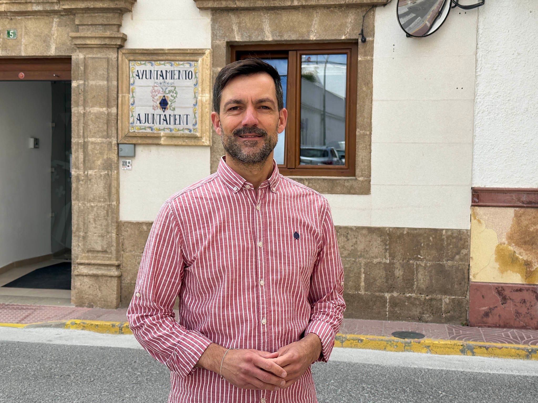 miguel angel garcia alcalde del poble nou de