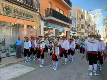 Ofrenda de Moros y Cristianos de Benissa 2024 09