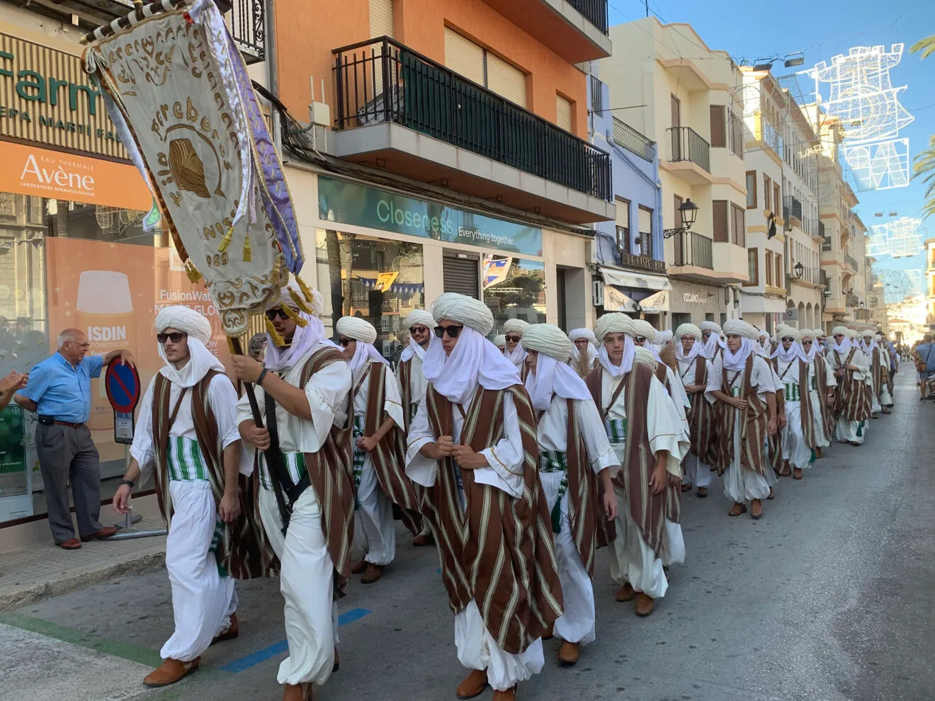 Ofrenda de Moros y Cristianos de Benissa 2024 37