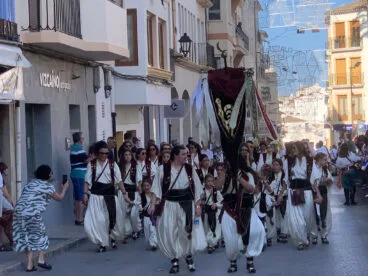 Ofrenda de Moros y Cristianos de Benissa 2024 41