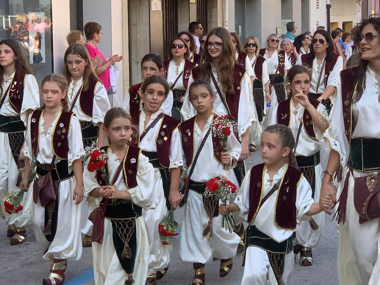 Ofrenda de Moros y Cristianos de Benissa 2024 43