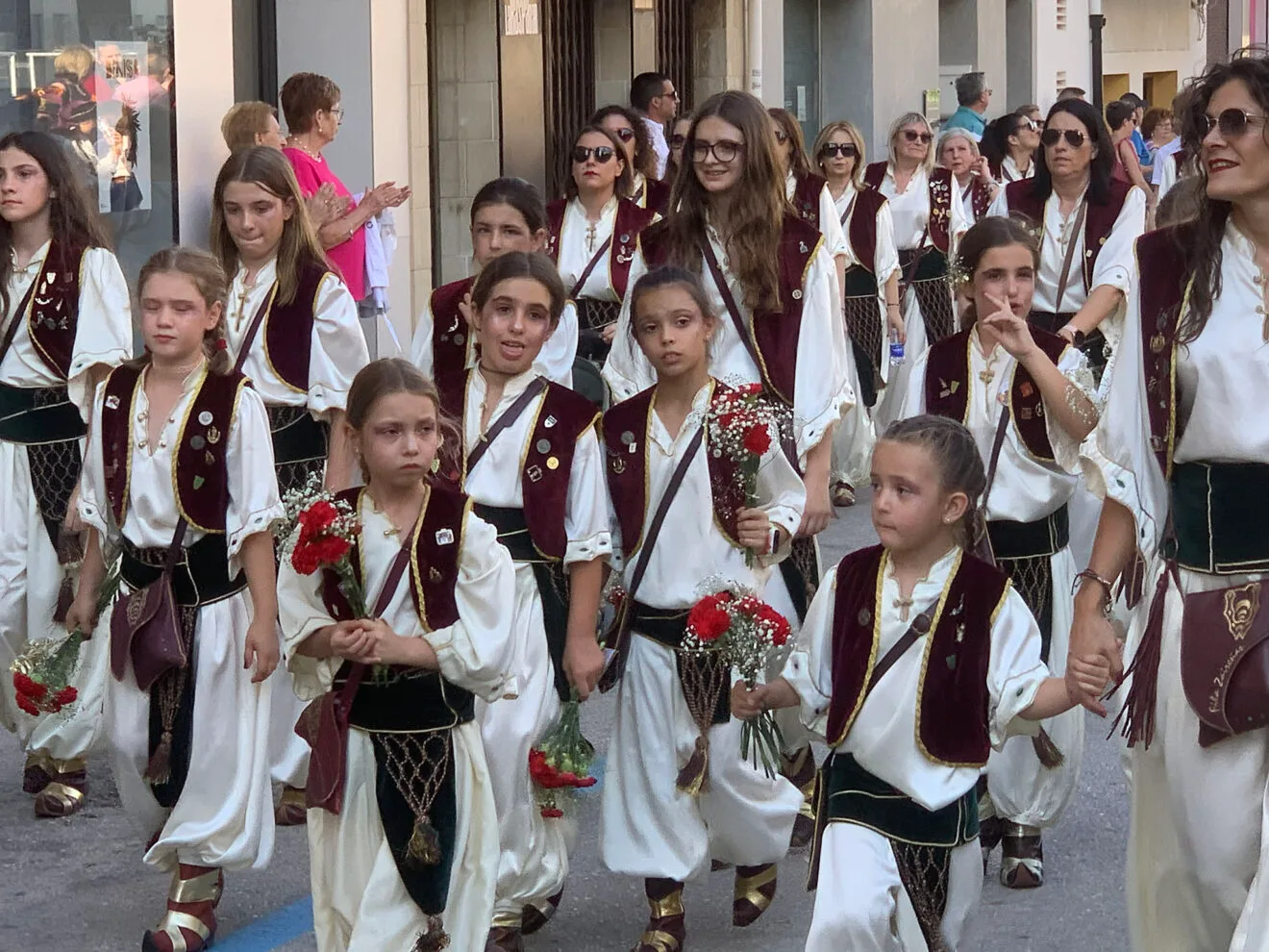 Ofrenda de Moros y Cristianos de Benissa 2024 43