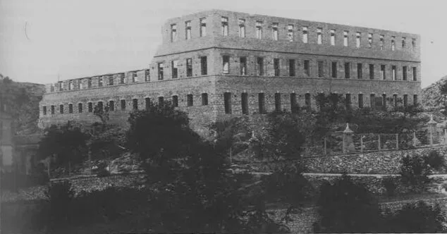 pabellon santa isabel ahora padre ferris en construccion y via crucis desaparecido imagen del libro fontilles el modelo valenciano de colonia sanitaria