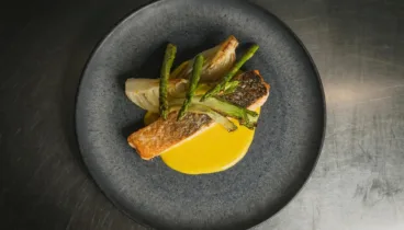 Pescado del día a la plancha con producto selecto de la lonja de Dénia