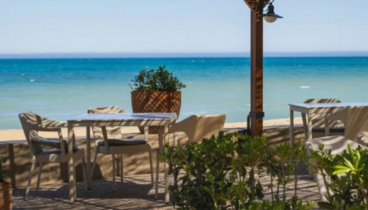 Restaurante Mar en calma en primera línea de playa de Dénia