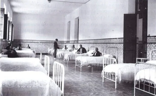 Imagen: Usuarios de Fontilles -  Foto del libro 'Fontilles. El modelo valenciano de colonia sanitaria'