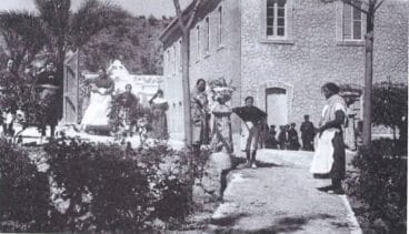 Usuarios de Fontilles hacia 1924 –  Foto del libro ‘Fontilles. El modelo valenciano de colonia sanitaria’