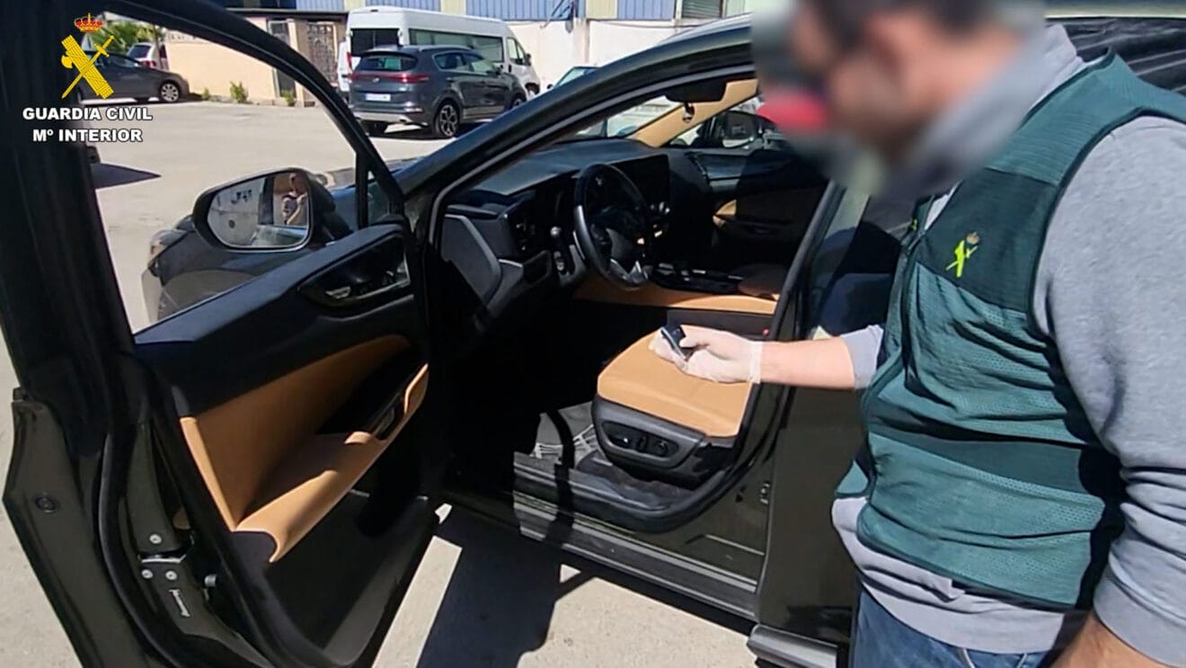 Vehículo recuperado en la operación Key Car