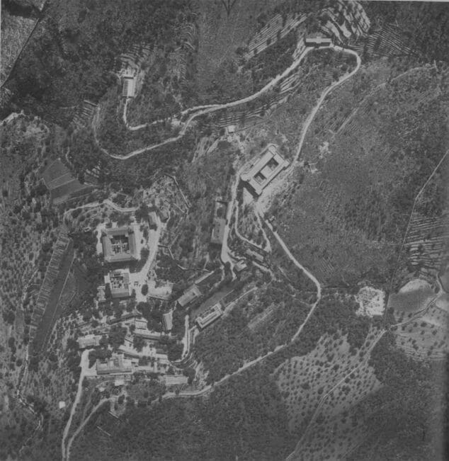 Imagen: Vista aérea de Fontilles en los 60 - Fotografía del libro 'Fontilles. El modelo valenciano de colonia sanitaria'