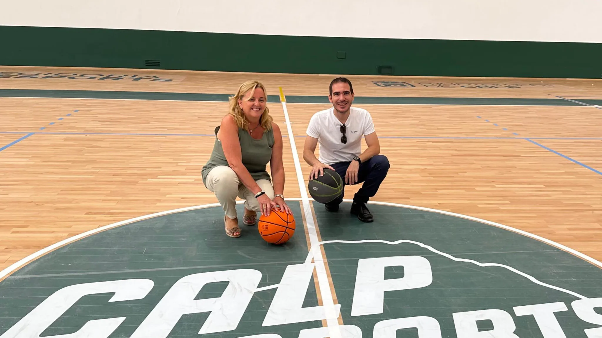 ana sala visita las nuevas instalaciones del pabellon domingo crespo dest