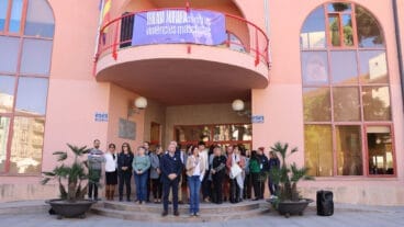 corporacion municipal de teulada moraira en el acto institucional por el dia internacional de la eliminacion de la violencia contra la mujer