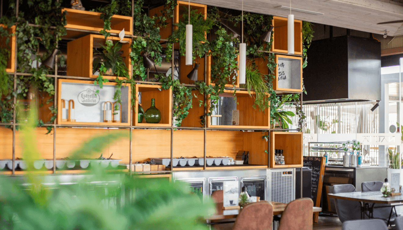 Descubre con buena compañía el destacado restaurante del Puerto de Dénia