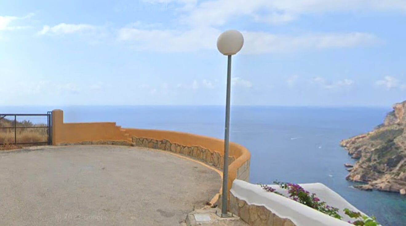 Mirador Morro del Bou. Google Earth.