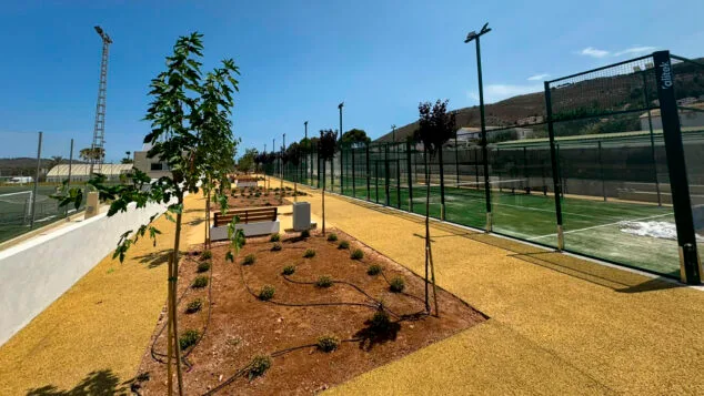 Las tres nuevas pistas de pádel de Benitatxell ya están listas para inaugurarse con el I Torneig de Festes 1 Imagen: Nuevas pistas de pádel de Benitatxell