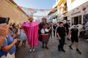 Pasacalle humorístico de las fiestas de Moraira 2024 10
