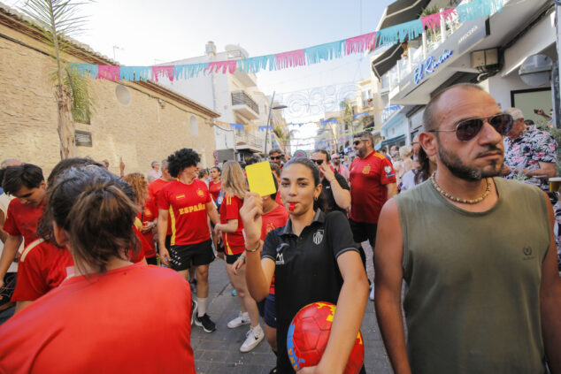 pasacalle humoristico de las fiestas de moraira 2024 25