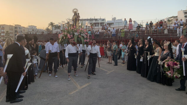 Imagen: Procesión en Moraira en honor a la Virgen del Carmen