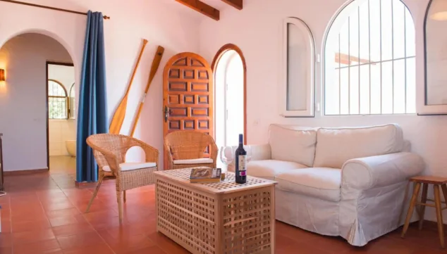 relajate en esta acogedora sala de estar