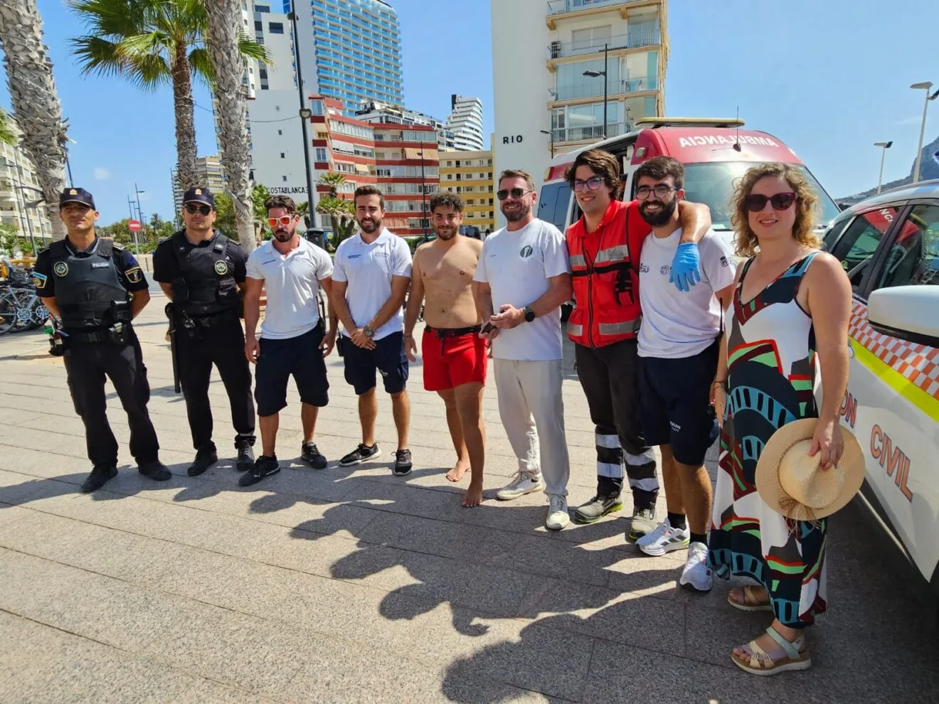 Participantes en el simulacro de rescate en Calp
