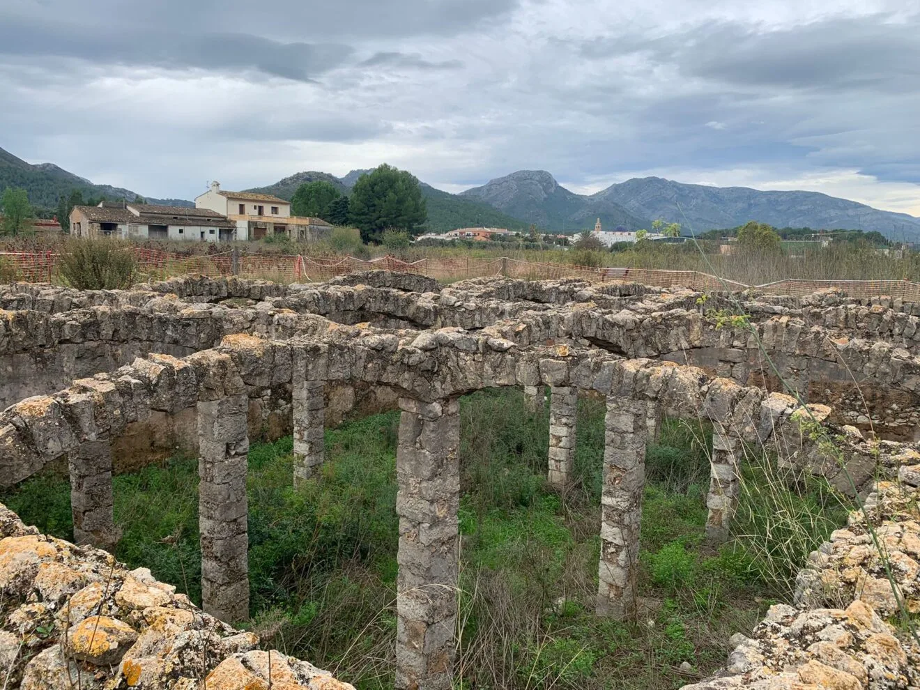 Bassa dels arcs en Xaló antes