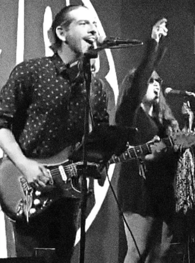 black velvet te ofrece un repertorio de clasicos y exitos actuales