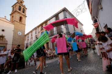 Carrozas y grupos a pie en las fiestas de Gata 2024 107