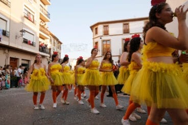 Carrozas y grupos a pie en las fiestas de Gata 2024 15