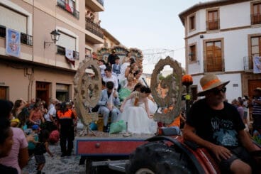 Carrozas y grupos a pie en las fiestas de Gata 2024 166