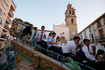 Carrozas y grupos a pie en las fiestas de Gata 2024 169