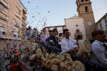 Carrozas y grupos a pie en las fiestas de Gata 2024 176