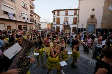 Carrozas y grupos a pie en las fiestas de Gata 2024 187
