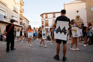 Carrozas y grupos a pie en las fiestas de Gata 2024 73