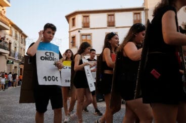 Carrozas y grupos a pie en las fiestas de Gata 2024 75