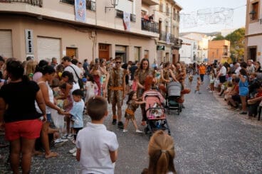 Carrozas y grupos a pie en las fiestas de Gata 2024 87