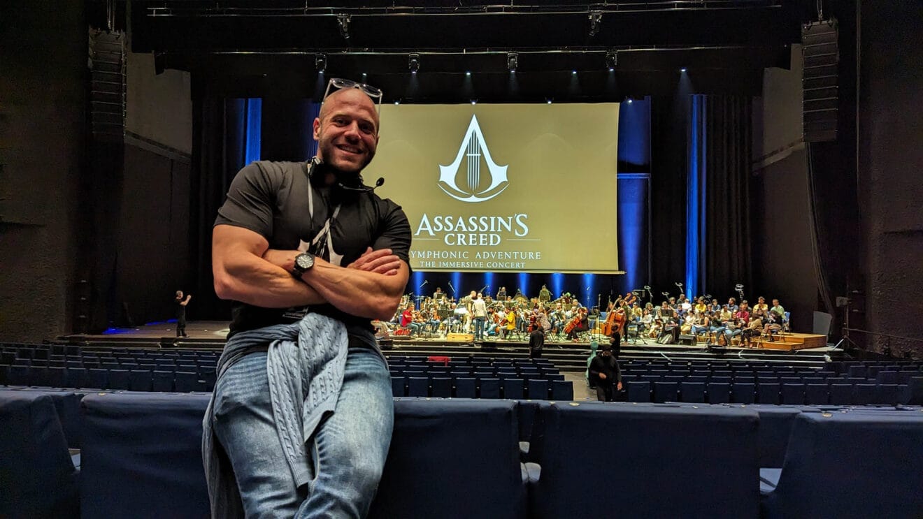 Javi Gil con la Universal Symphony Orchestra en el Fórum de Barcelona