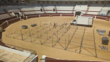 preparativos en la plaza de toros de ondara